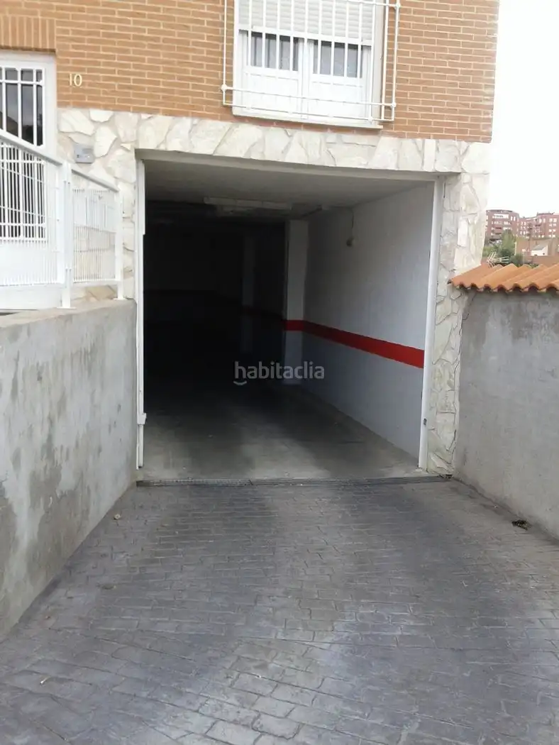 Individuel à louer à Calle Carmen Conde 12, imagen 3
