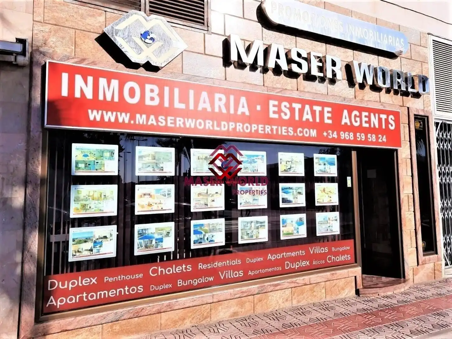 Vista exterior de Casa o xalet en venda en Mazarrón amb Aire condicionat, Calefacció i Terrassa