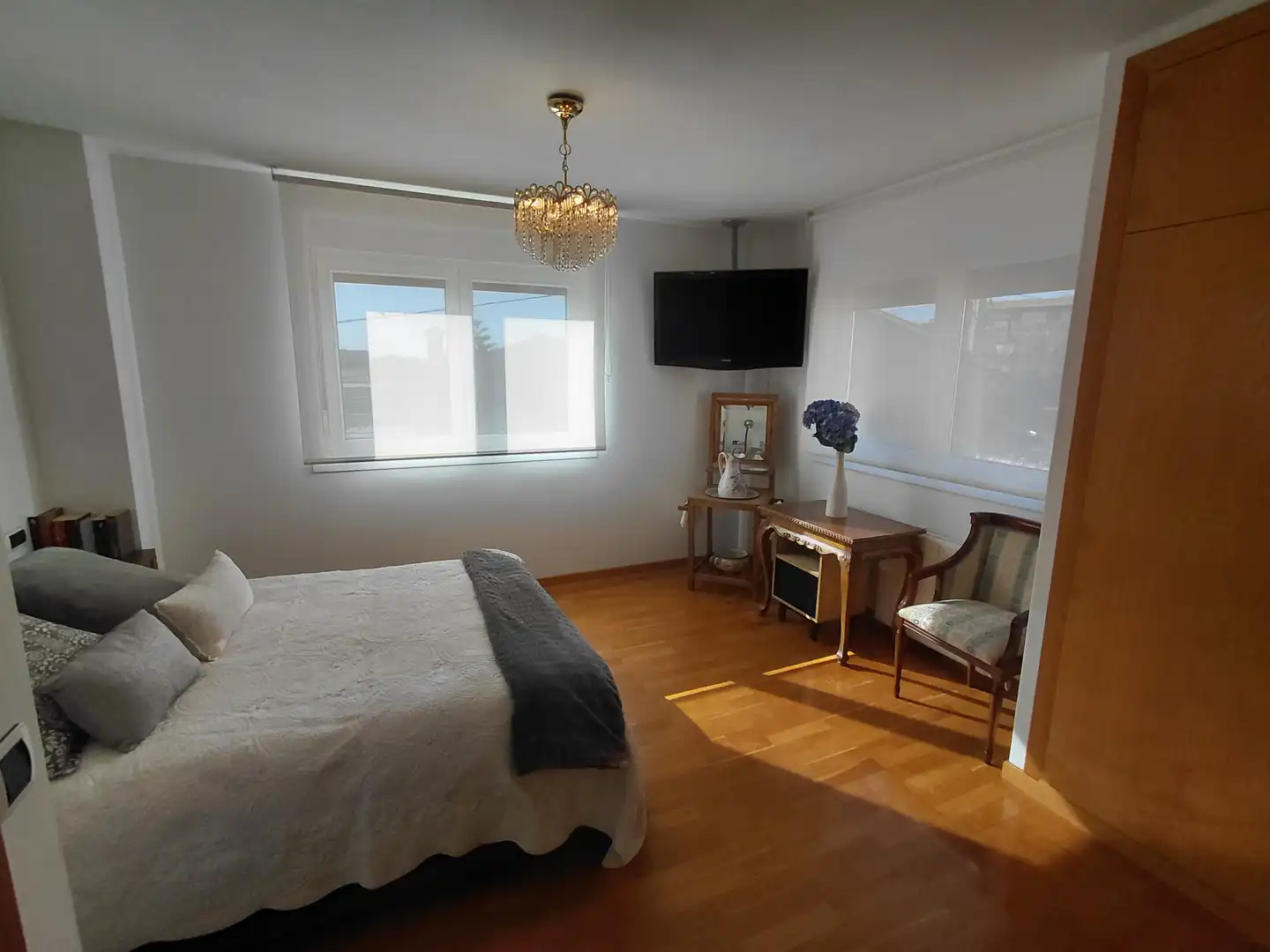 Habitación de Casa o chalet en venta en Oleiros con Calefacción, Jardín privado y Parquet