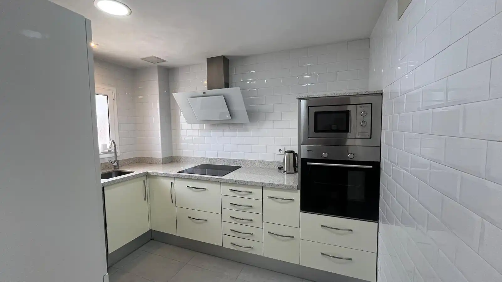 Kitchen of Flat for sale in Sant Pere de Ribes  with Parquet flooring, Terrace and Oven