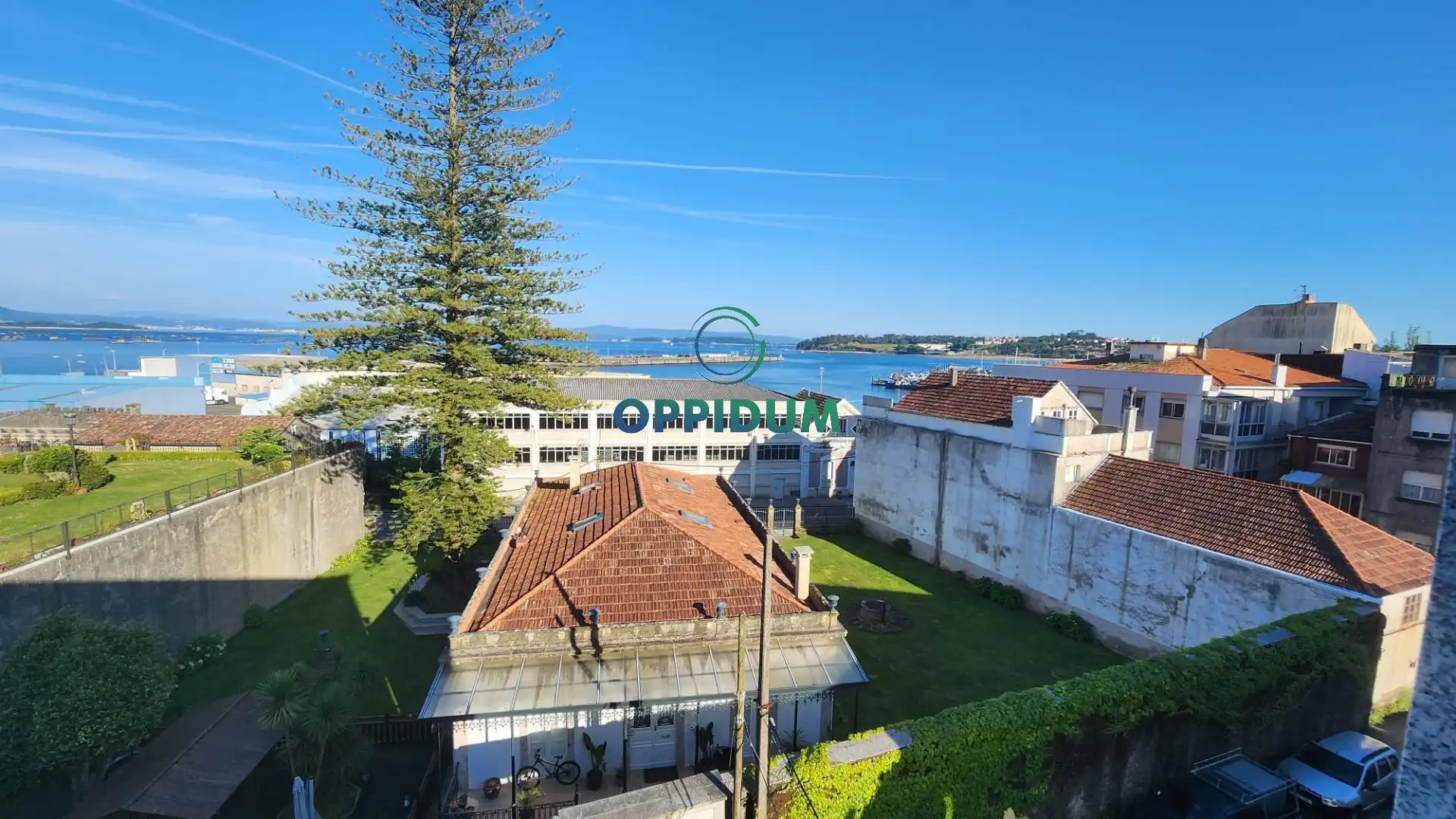 Vista exterior de Pis en venda en A Pobra do Caramiñal amb Traster