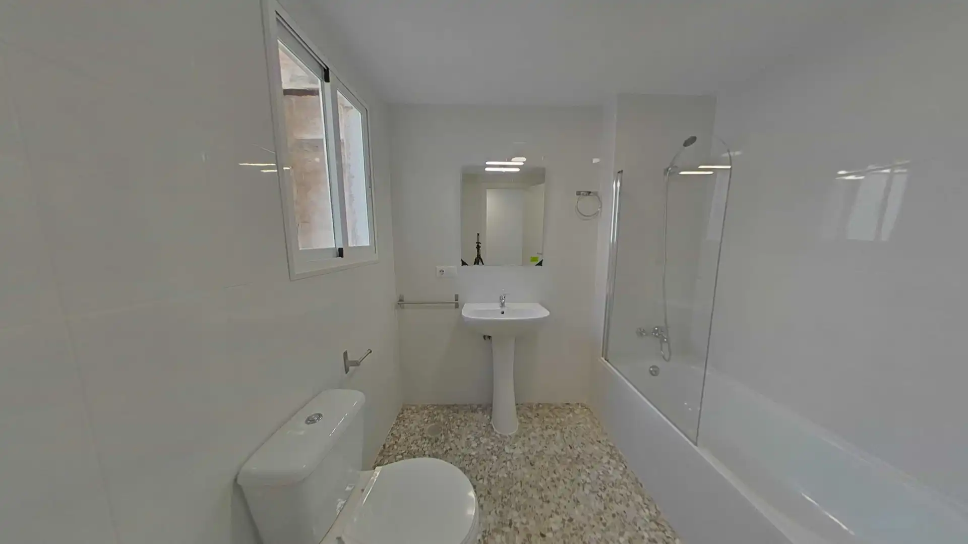 Baño de Piso en venta en Alicante / Alacant
