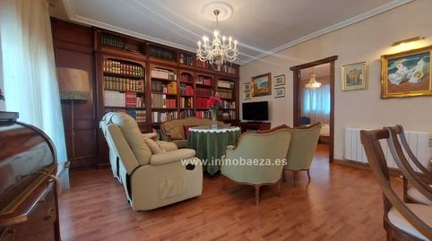 Foto 4 de Piso en venta en Baeza, Jaén