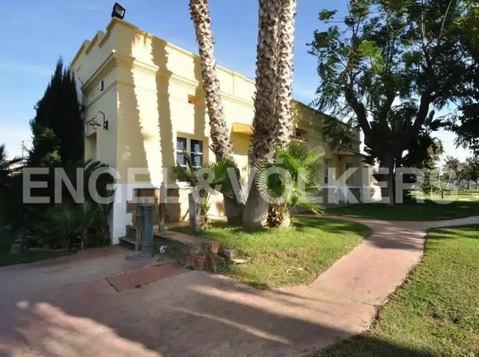 Vista exterior de Casa o chalet en venta en Mataró con Aire acondicionado, Calefacción y Jardín privado