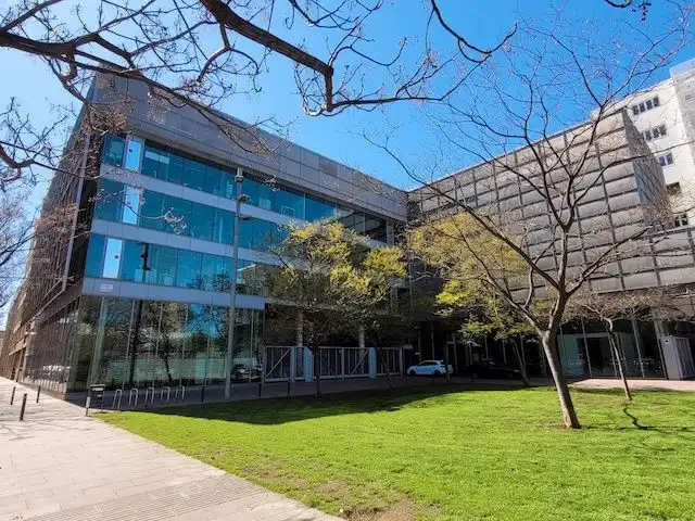 Außenansicht von Büro zur Miete in Barcelona mit Klimaanlage, Heizung und Terrasse