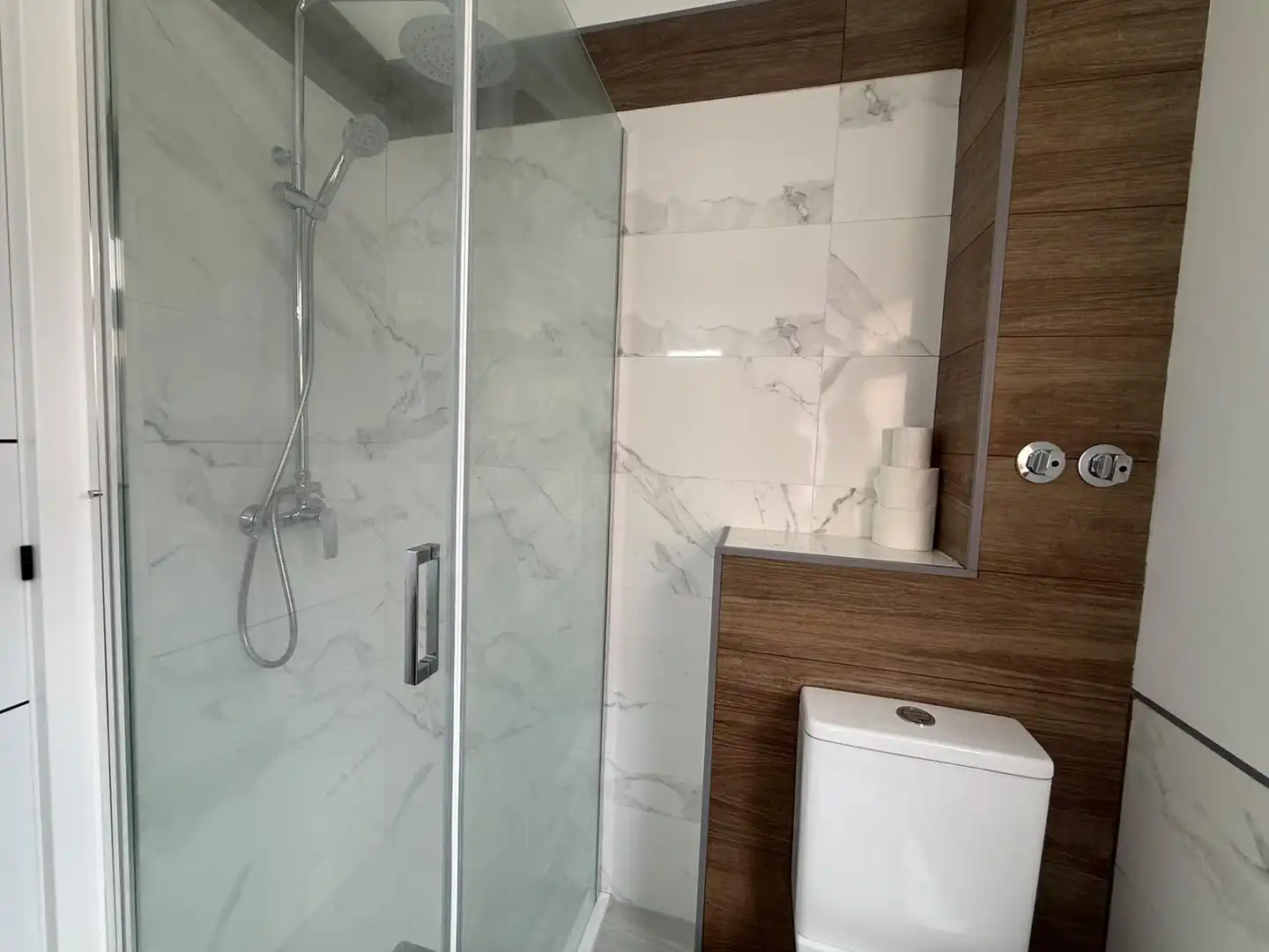 Badezimmer von Wohnung zum Verkauf in Manresa mit Heizung