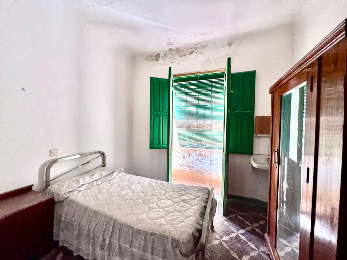 Habitación de Casa o chalet en venta en Lanjarón con Jardín privado y Amueblado