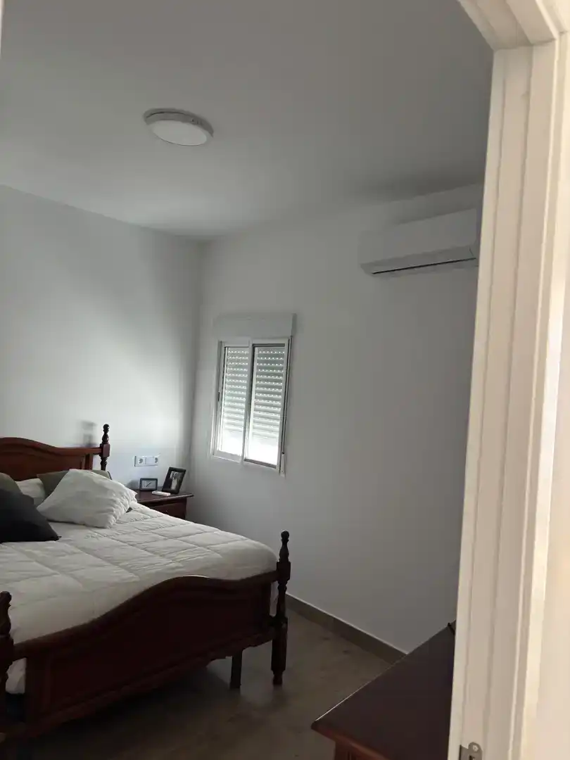Dormitori de Casa adosada en venda en Cantillana