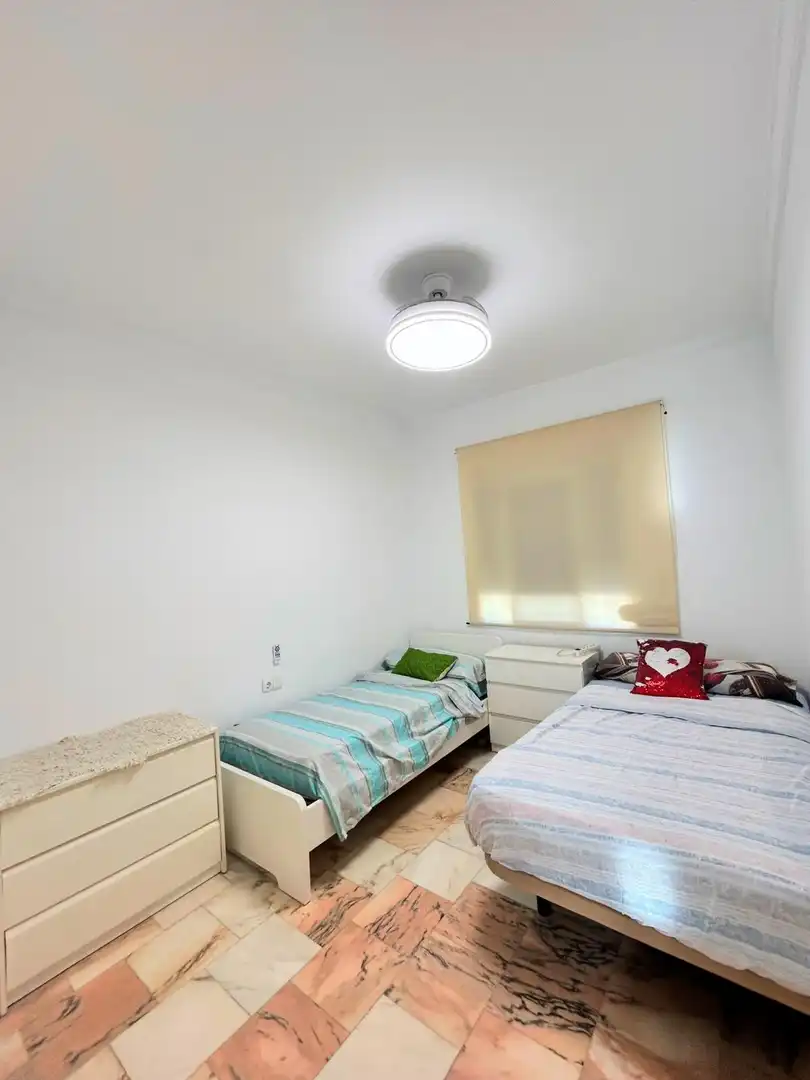 Dormitori de Casa o xalet en venda en Tocina amb Aire condicionat, Terrassa i Moblat