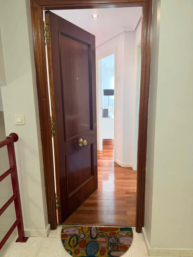 Wohnung zur Miete in Calle la Garoja, Cartes