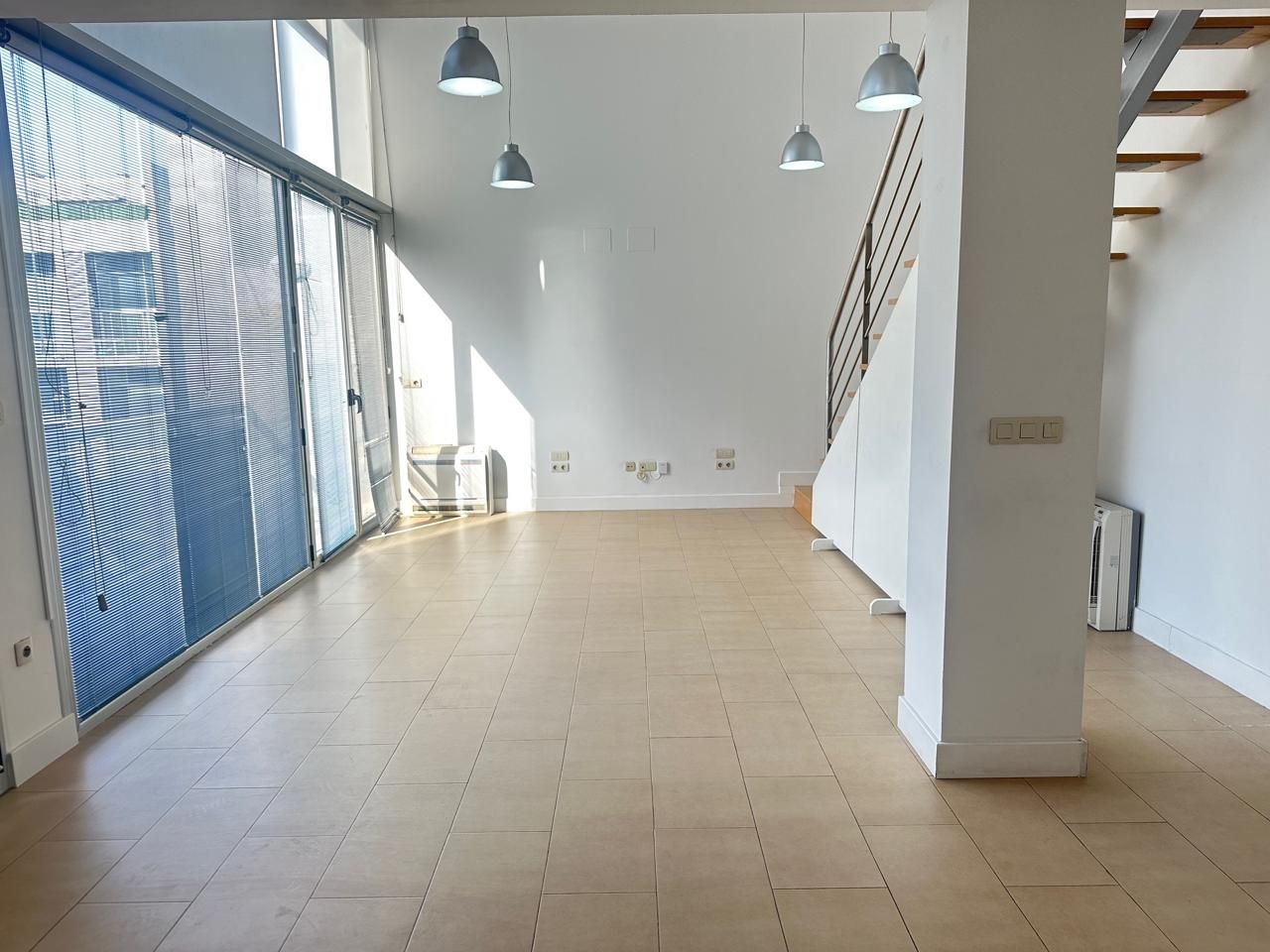 Dúplex en venta en  Madrid Capital con Aire acondicionado, Calefacción y Terraza