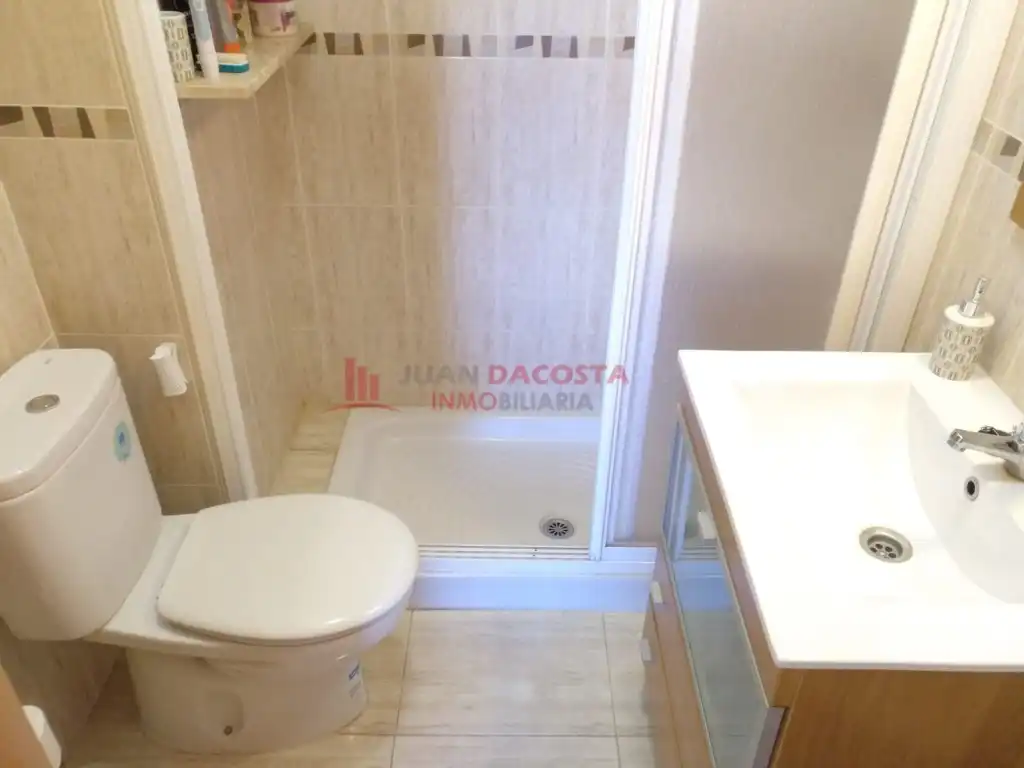 Badezimmer von Wohnungen zur Miete in La Antilla