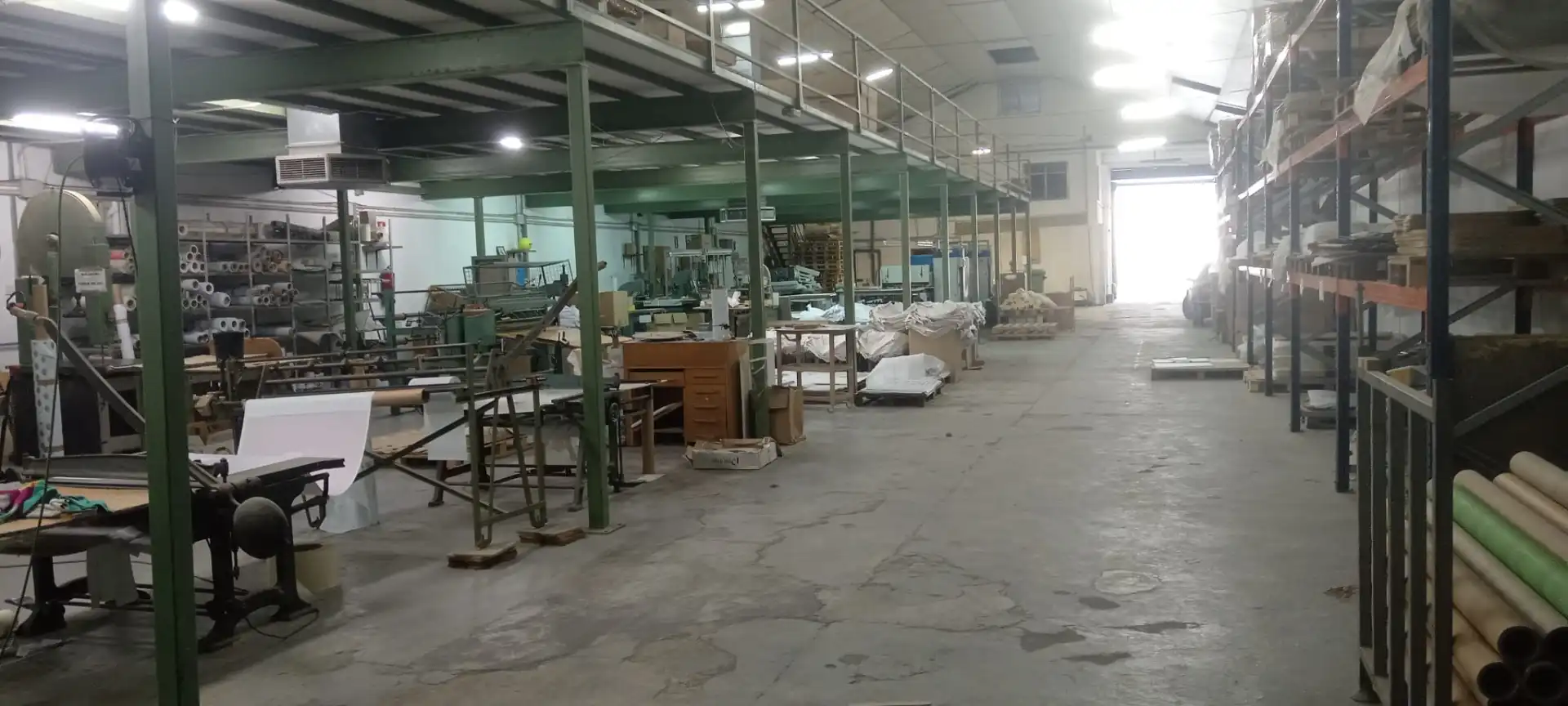 Nau industrial en venda en Quart de Poblet