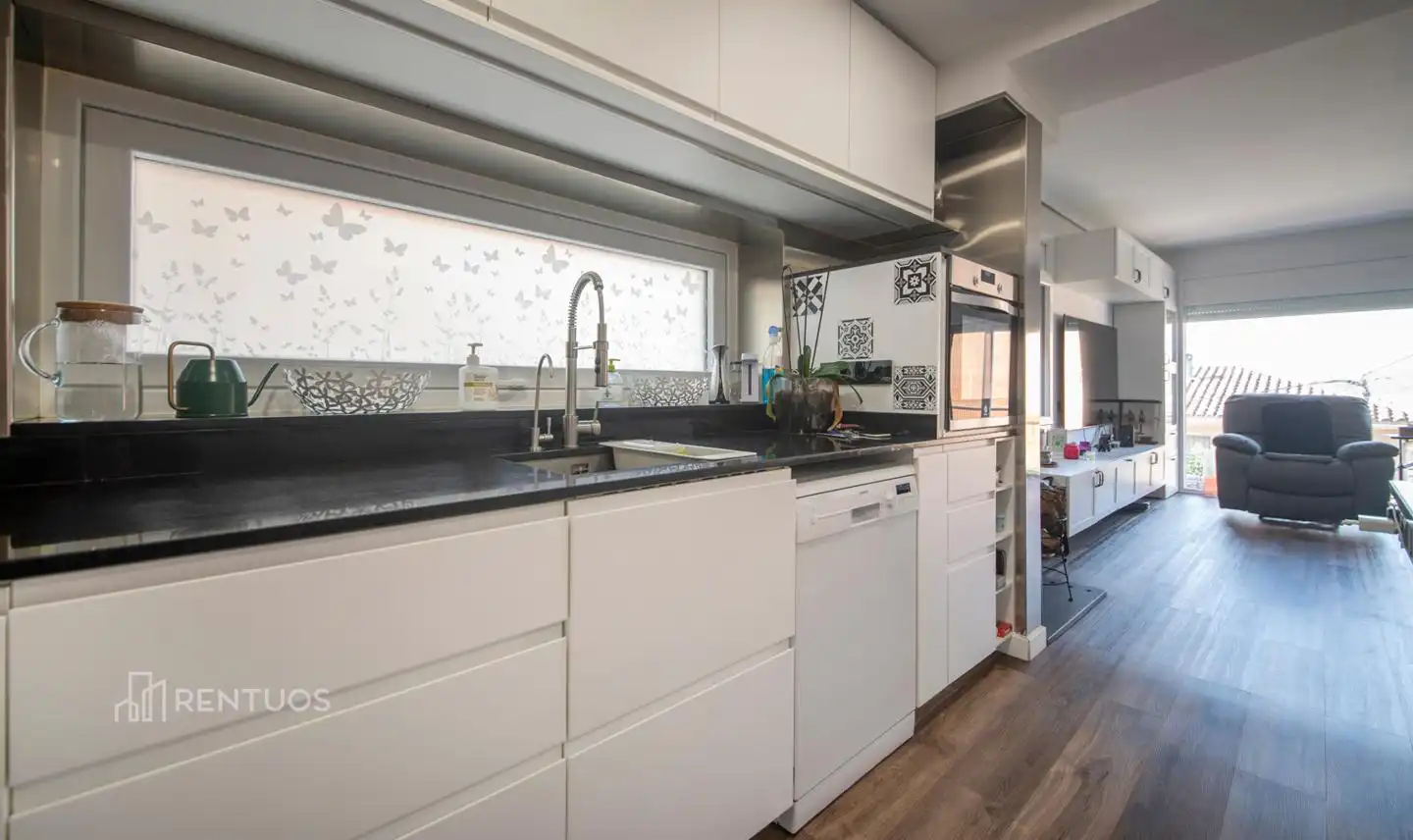 Cocina de Piso en venta en Molins de Rei con Aire acondicionado, Parquet y Terraza