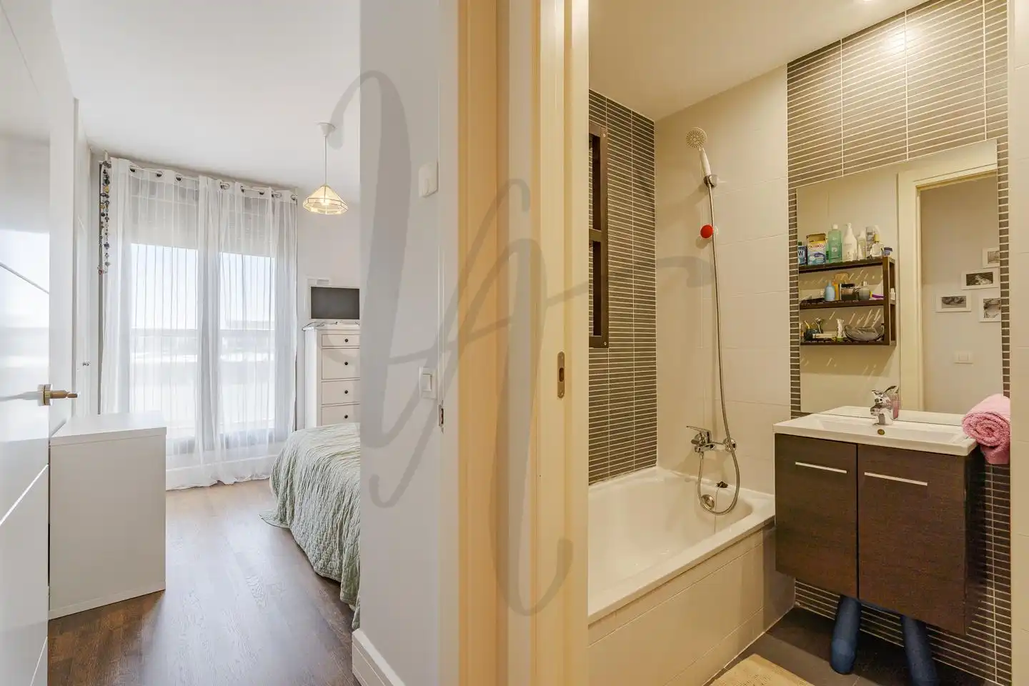 Baño de Ático en venta en San Sebastián de los Reyes con Aire acondicionado, Calefacción y Terraza