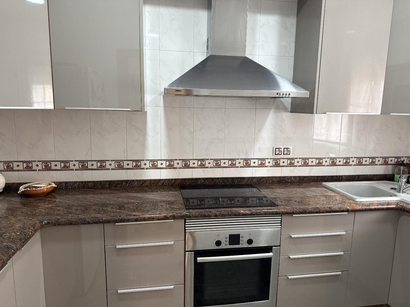 Cuina de Casa o xalet en venda en Alzira amb Terrassa i Traster