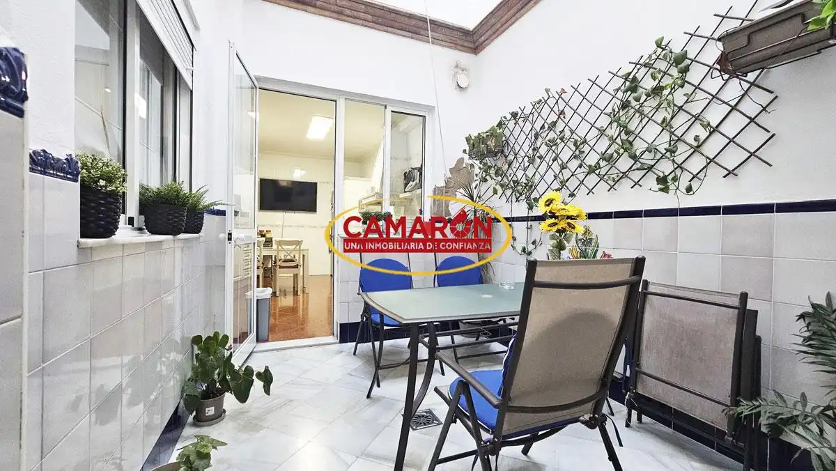 Jardín de Casa adosada en venta en La Puebla del Río