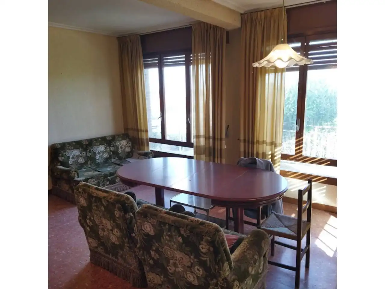 Esszimmer von Haus oder Chalet zum Verkauf in Lardero mit Heizung und Privatgarten