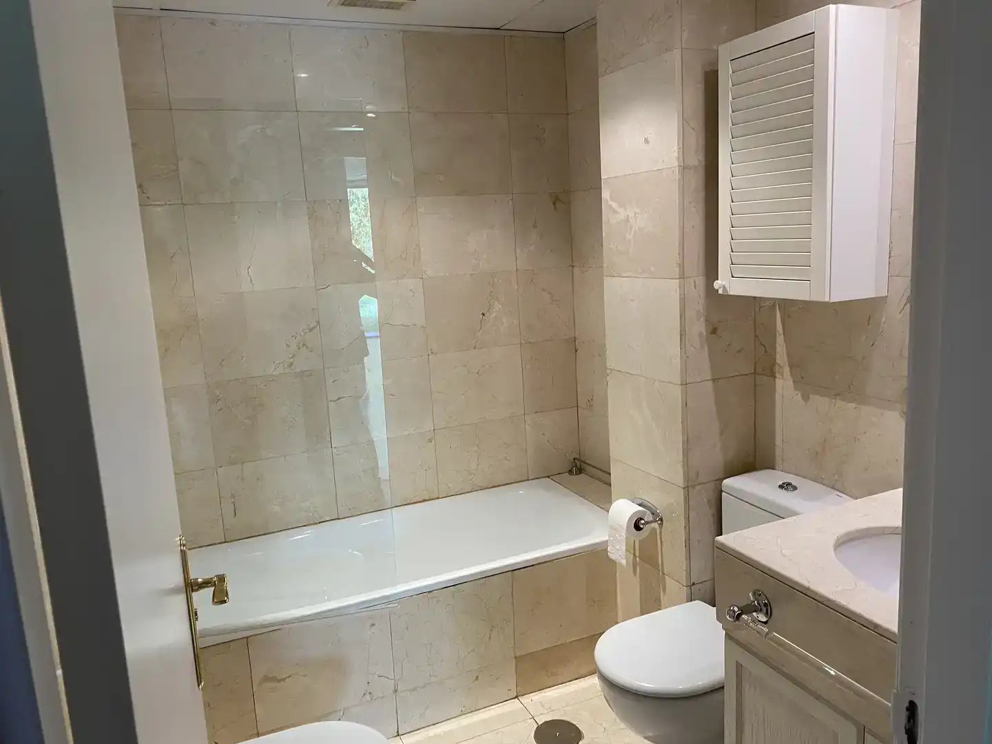 Badezimmer von Wohnung zur Miete in Moncloa - Aravaca