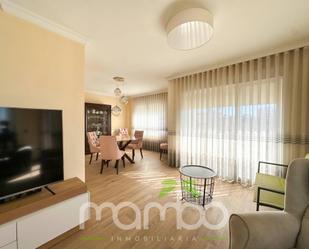 Living room of Flat for sale in Vélez-Málaga  with Air Conditioner, Heating and Terrace