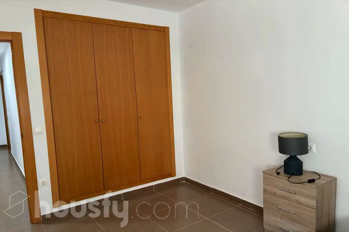 Dormitori de Pis de lloguer en Sagunto / Sagunt amb Parquet, Moblat i Balcó