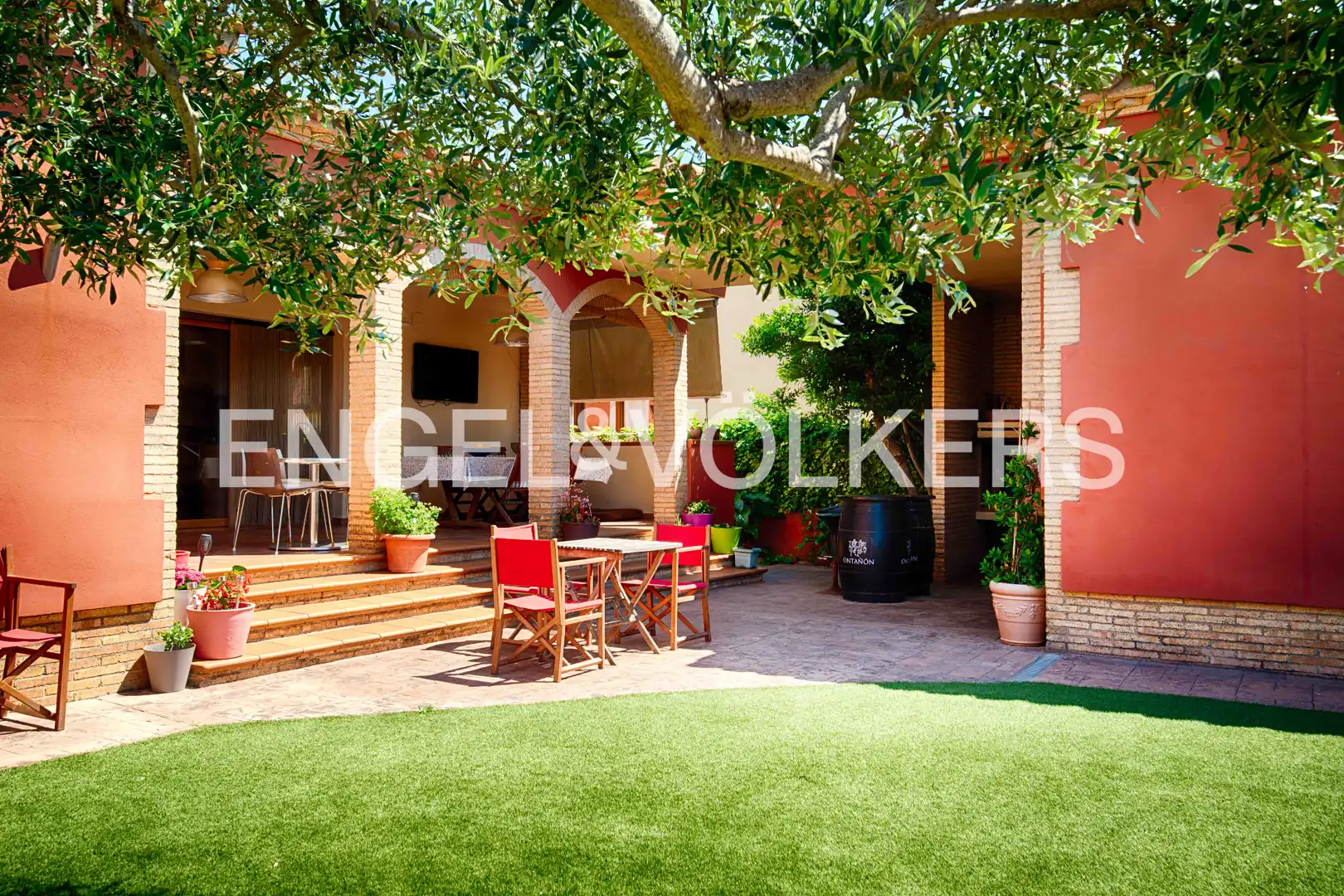 Terraza de Casa o chalet en venta en Navata con Aire acondicionado, Calefacción y Jardín privado