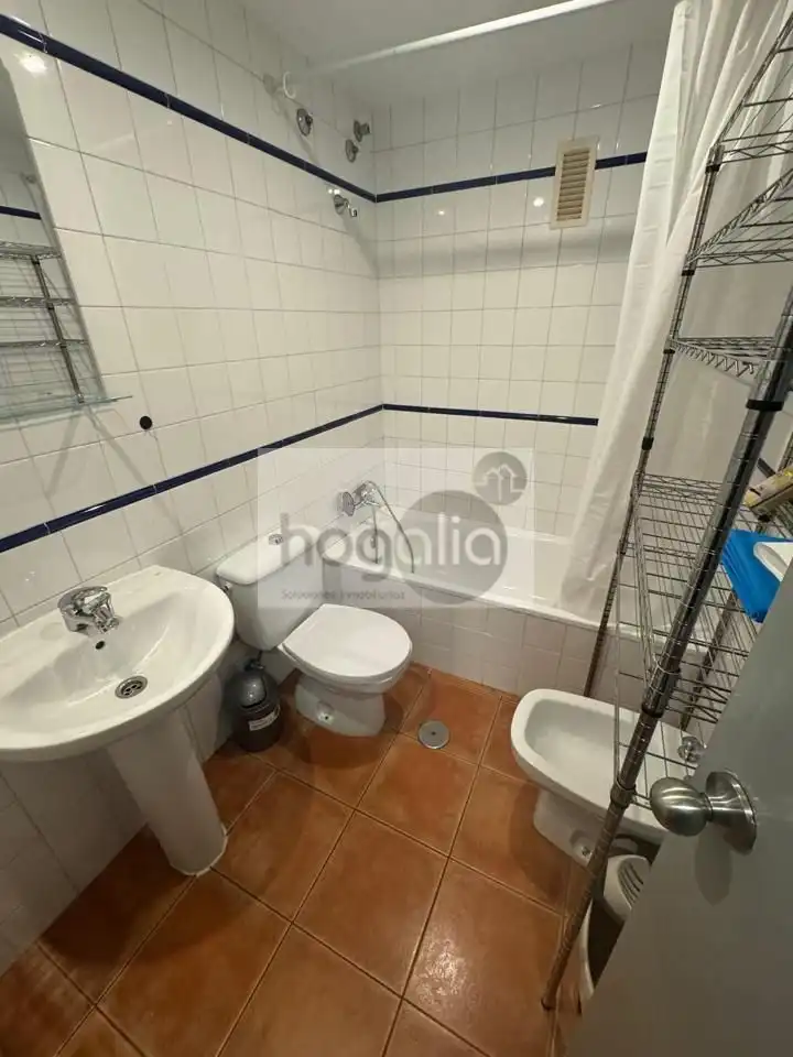 Study for rent in Bami - La Estrella