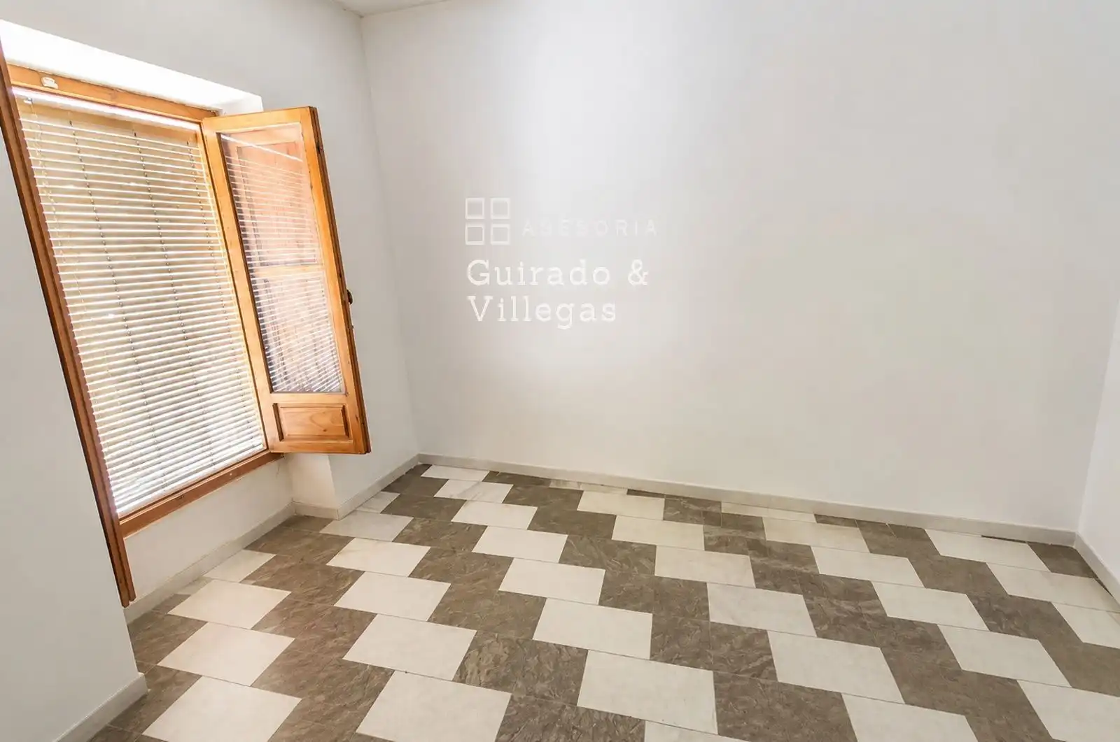 Detached homes for sale in Fines  with Storage room and Balcony