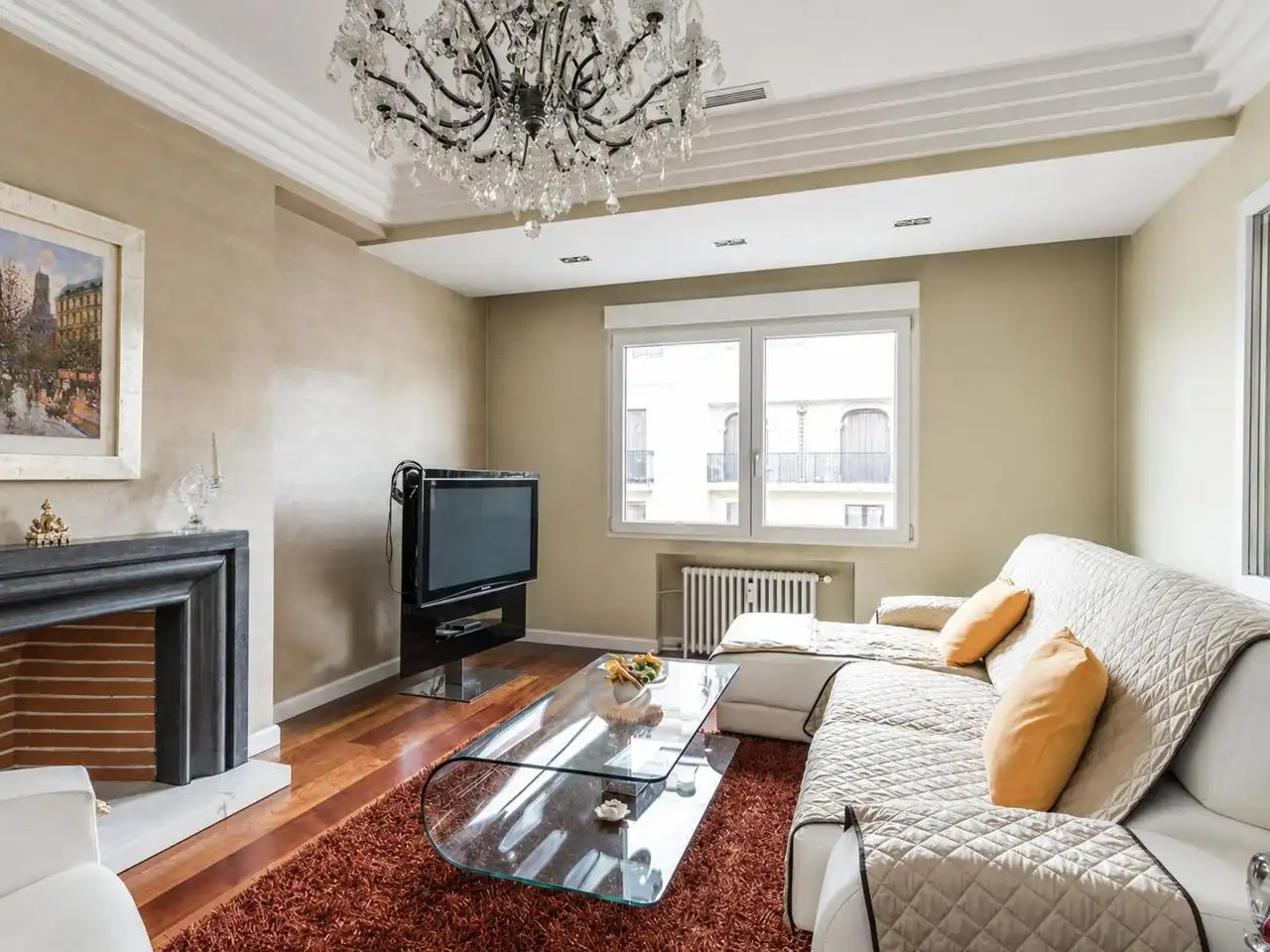 Appartement avec ascenseur à louer à Calle de Guzmán el Bueno, imagen 2