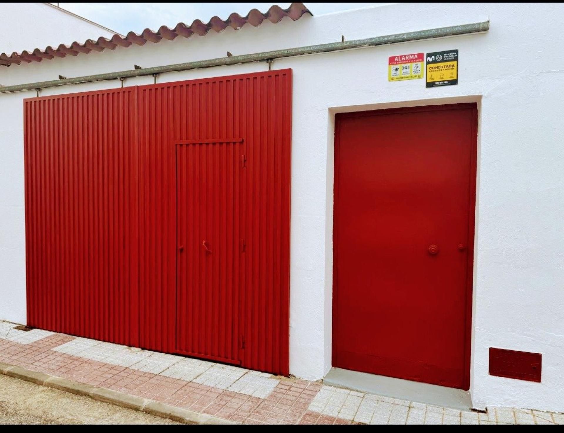 Aparcament de Casa adosada en venda en La Albuera