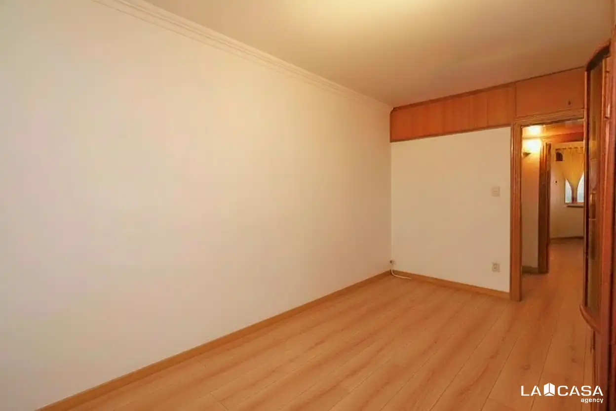 Habitación de Piso en venta en L'Hospitalet de Llobregat con Balcón