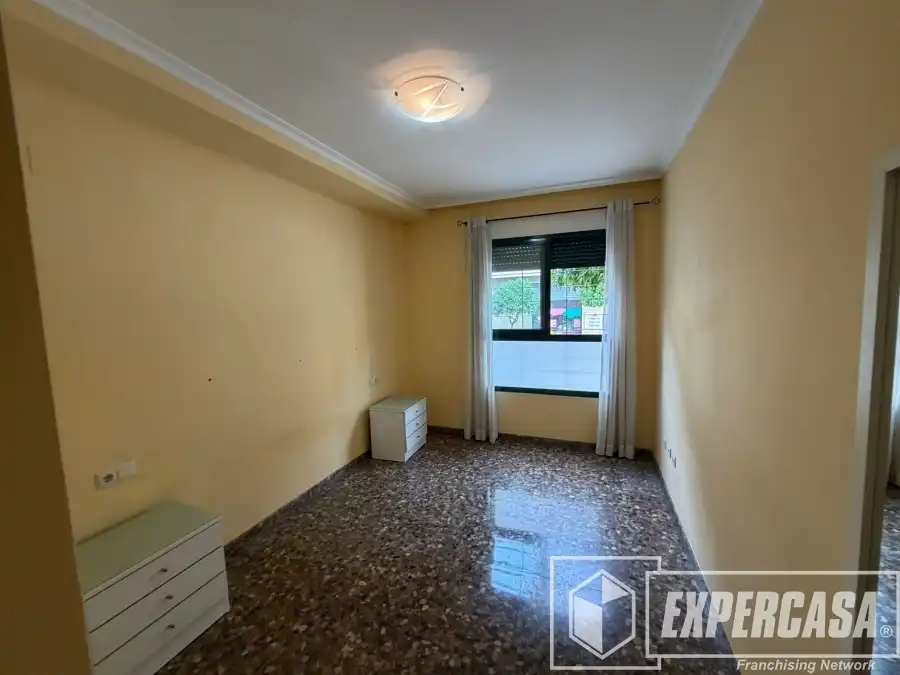 Apartamento de alquiler en Silla
