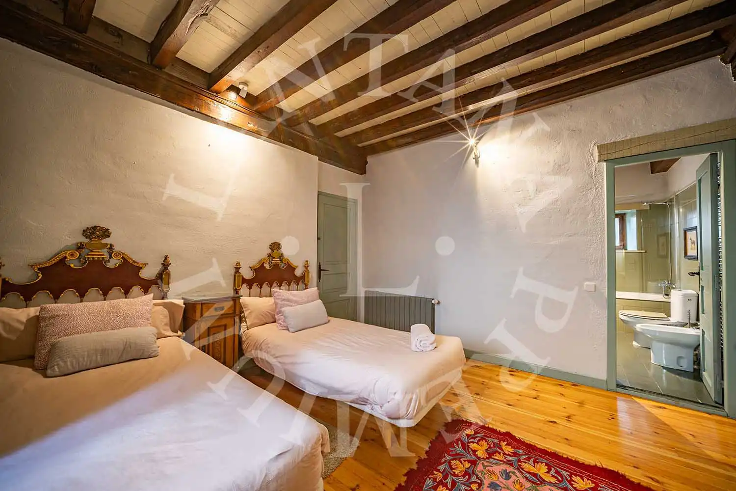 Habitación de Finca rústica en venta en Vielha e Mijaran con Calefacción, Jardín privado y Parquet