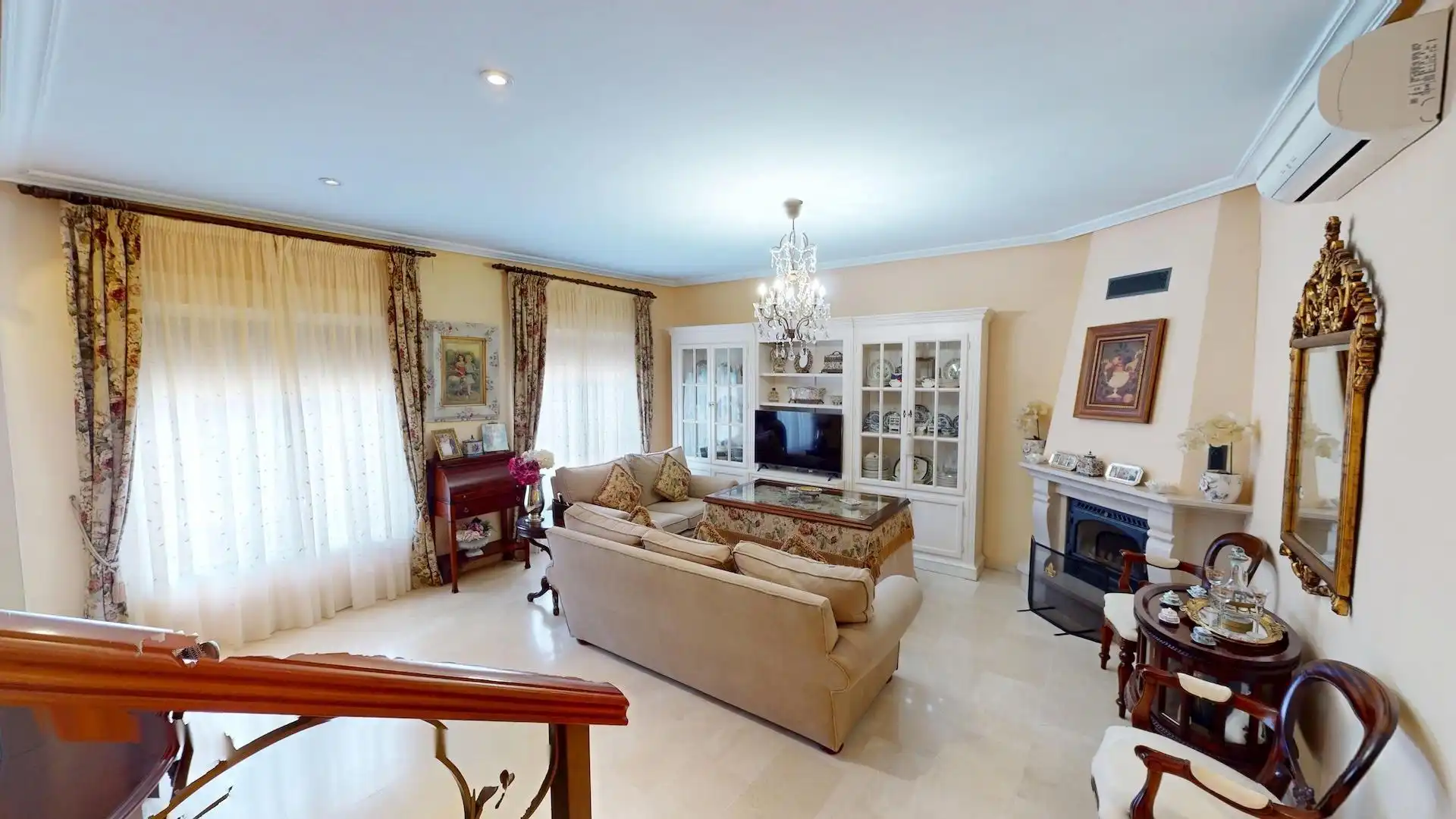 Living room of Houses for sale in Córdoba  with Air Conditioner, Private garden and Terrace