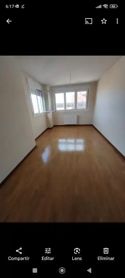 Wohnzimmer von Maisonette zum Verkauf in Gijón  mit Parkett, Abstellraum und Ofen