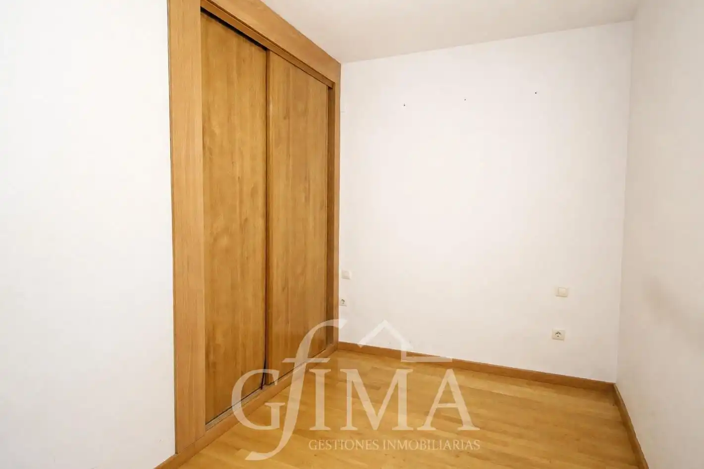 Habitación de Piso en venta en Tomelloso con Calefacción y Balcón