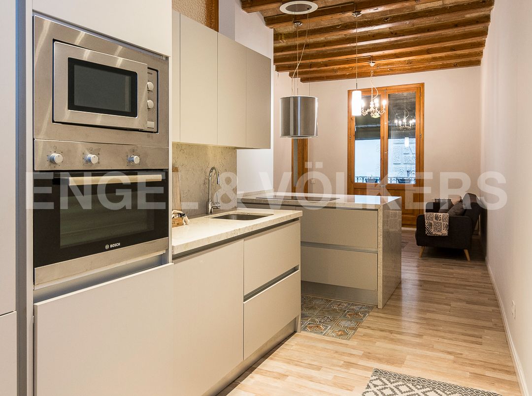 Cuina de Loft de lloguer en  Barcelona Capital amb Calefacció, Parquet i Moblat