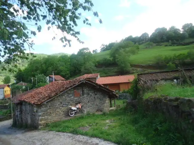 Vista exterior de Casa o chalet en venta en Ponga