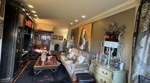 Foto 3 de Piso en venta en Julian Gayarre, Txurdinaga, Bilbao