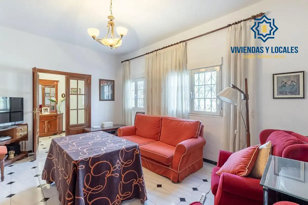 House with garden for sale in Barrio de la Vega, imagen 3