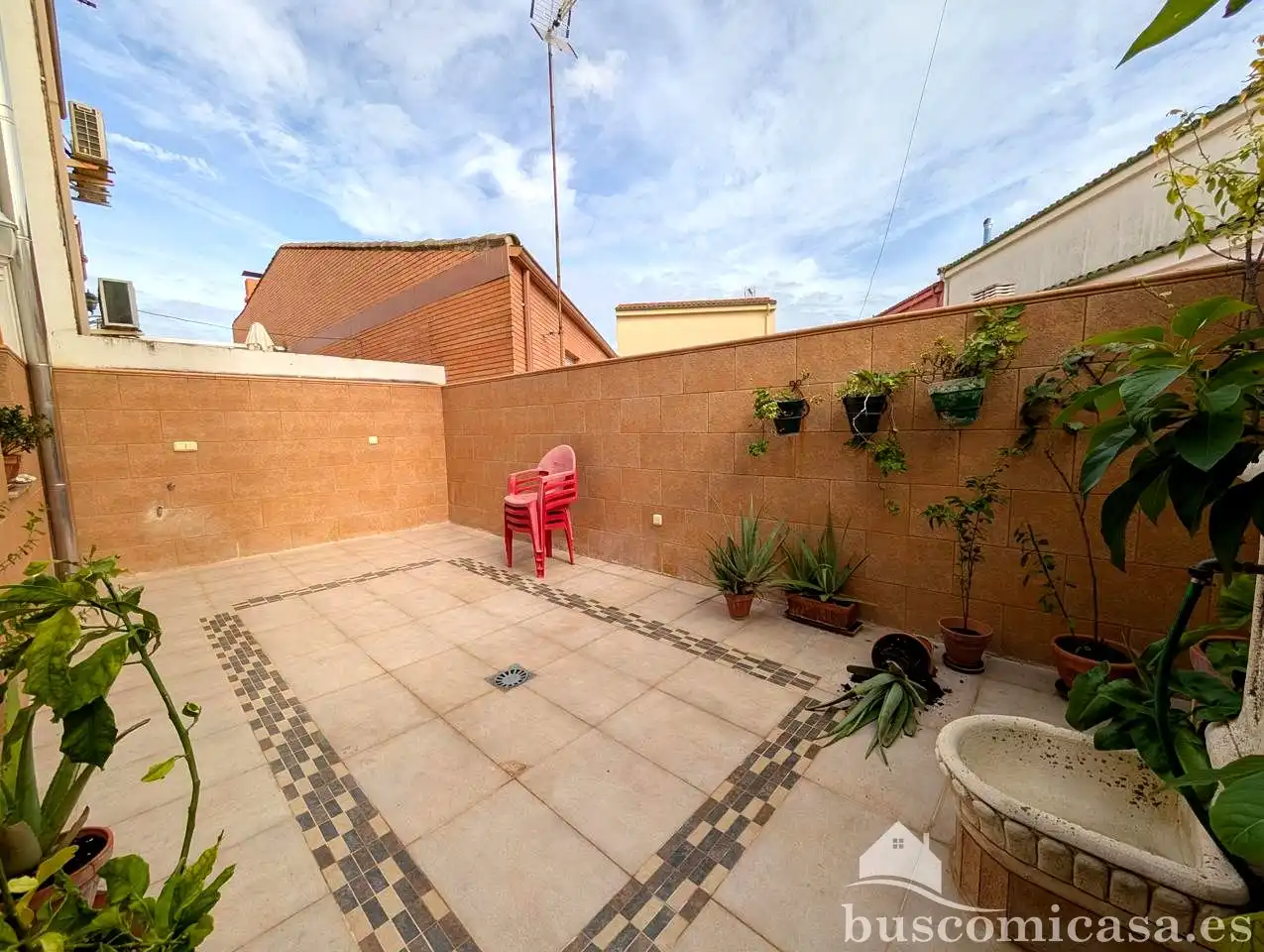 Terrassa de Casa o xalet en venda en Linares amb Aire condicionat, Calefacció i Traster