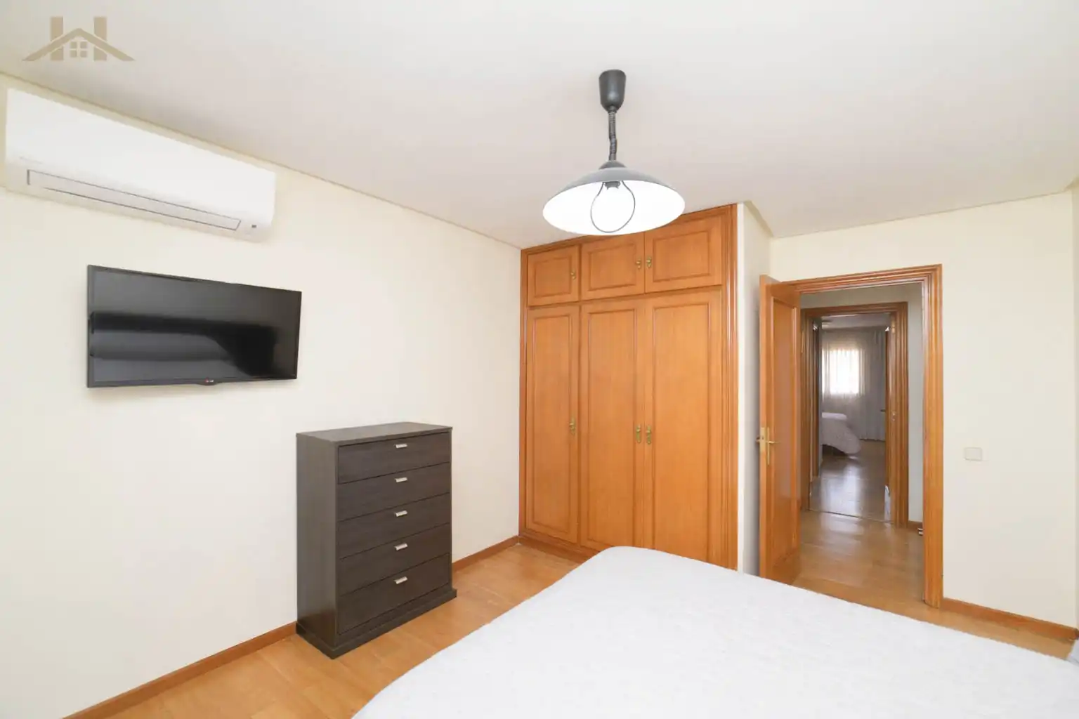 Habitación de Casa o chalet en venta en Villaviciosa de Odón con Aire acondicionado, Calefacción y Jardín privado