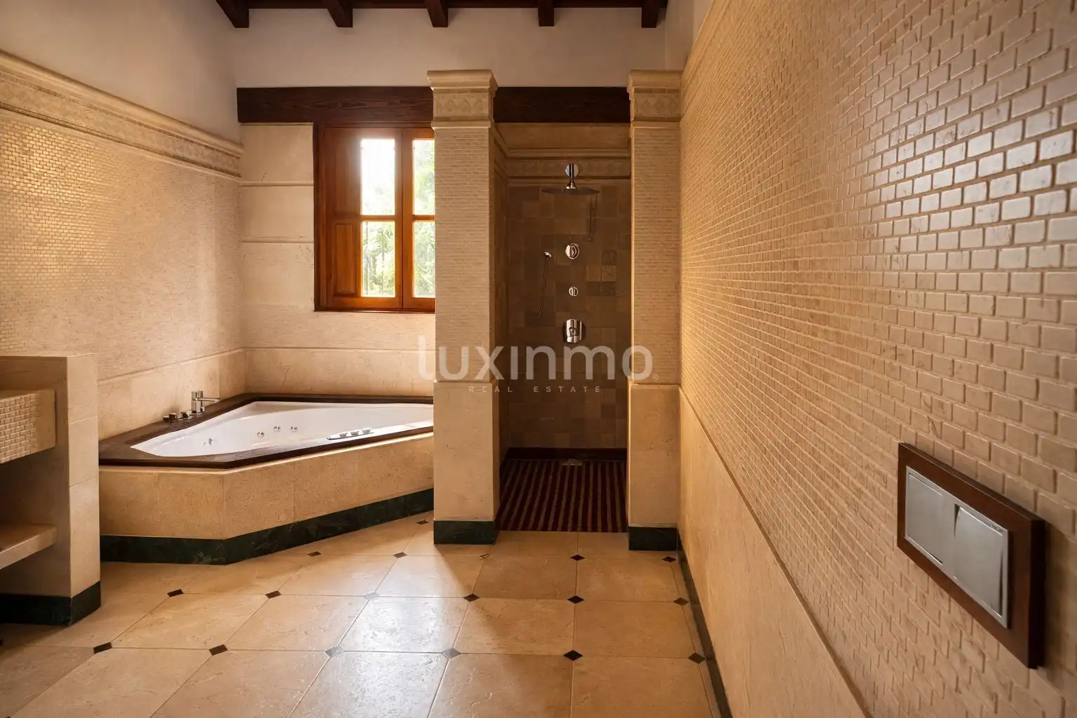 Bathroom of Houses for sale in Elche / Elx  with Air Conditioner, Heating and Terrace