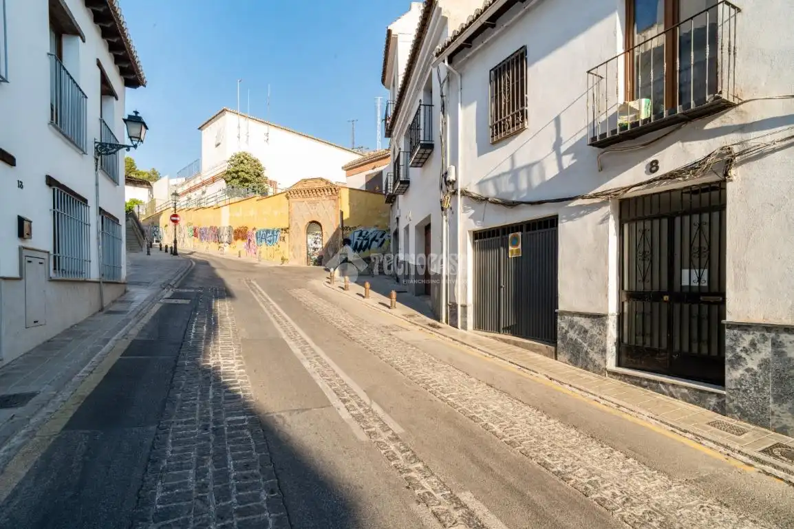 Vista exterior de Estudio en venta en Granada con Aire acondicionado