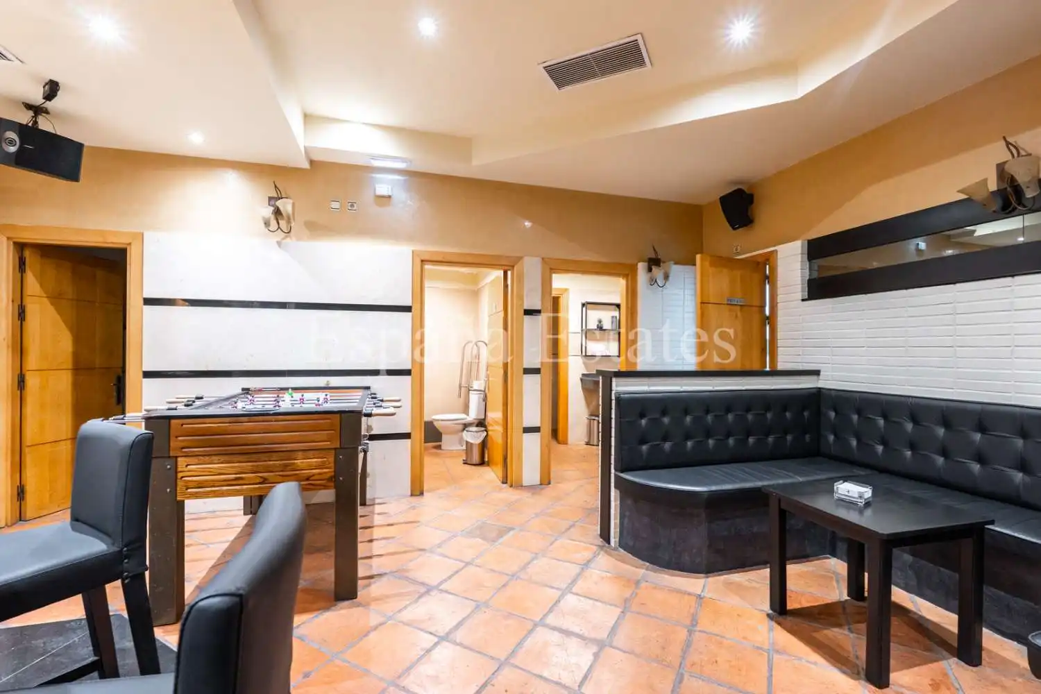 Local en venta en Nerja con Aire acondicionado