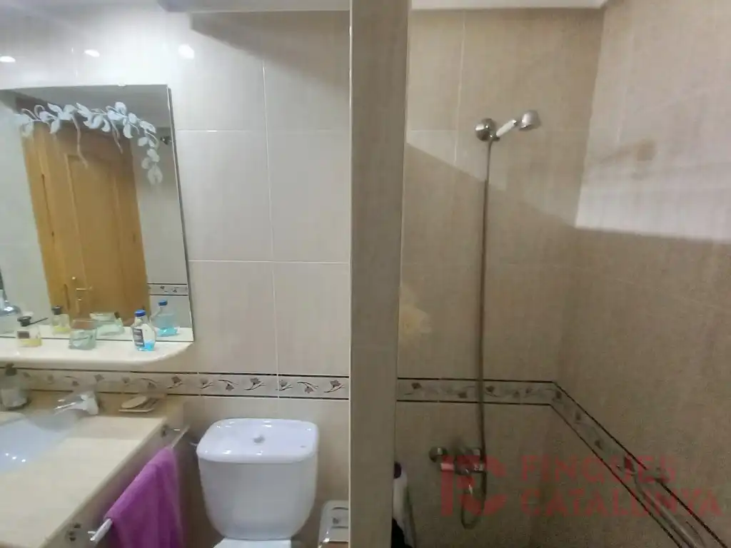 Bany de Pis en venda en Girona