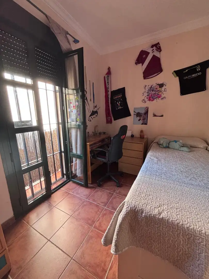 Habitación de Casa o chalet en venta en Alcalá de Guadaira con Terraza, Trastero y Balcón