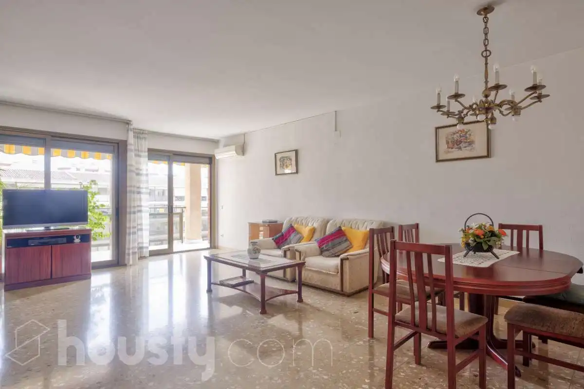 Sala de estar de Piso en venta en  Barcelona Capital con Aire acondicionado, Calefacción y Amueblado
