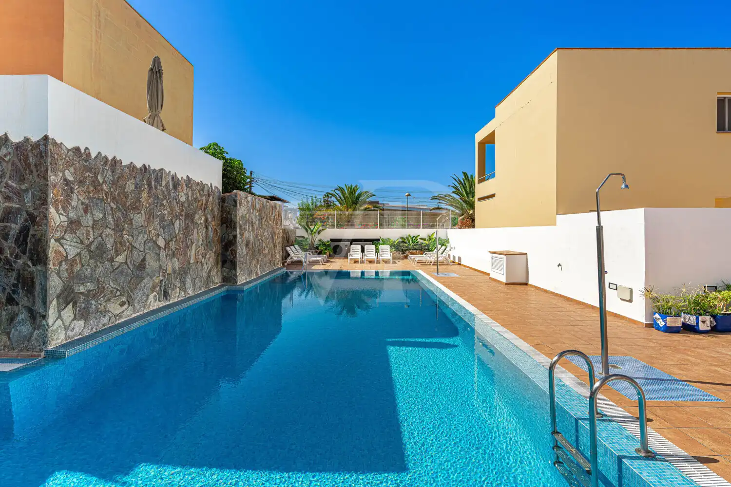 Piscina de Casa adosada en venta en Arona con Terraza y Piscina comunitaria