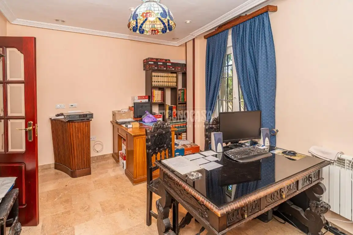 Piso en venta en Linares con Calefacción